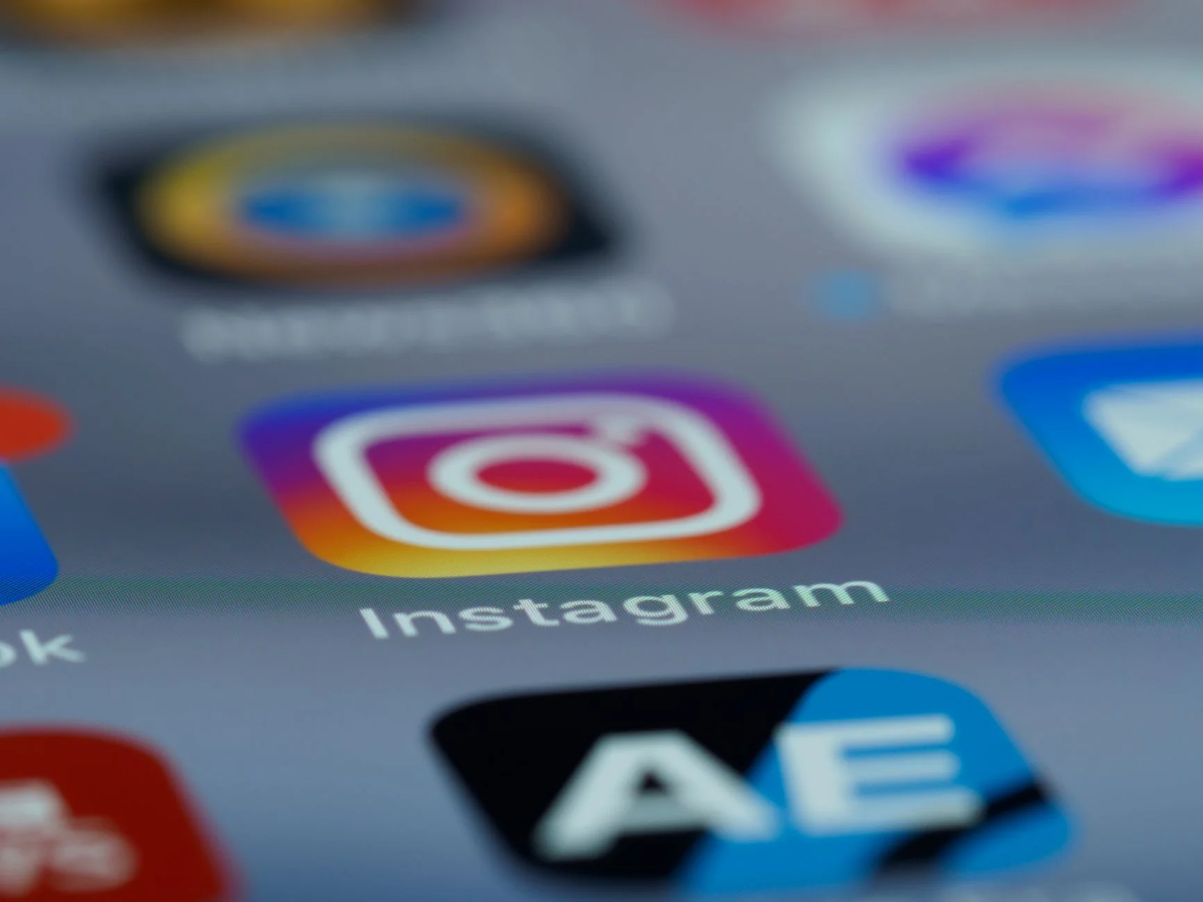 Instagram Mavi Tik Nasıl Alınır? (2026 Güncel)